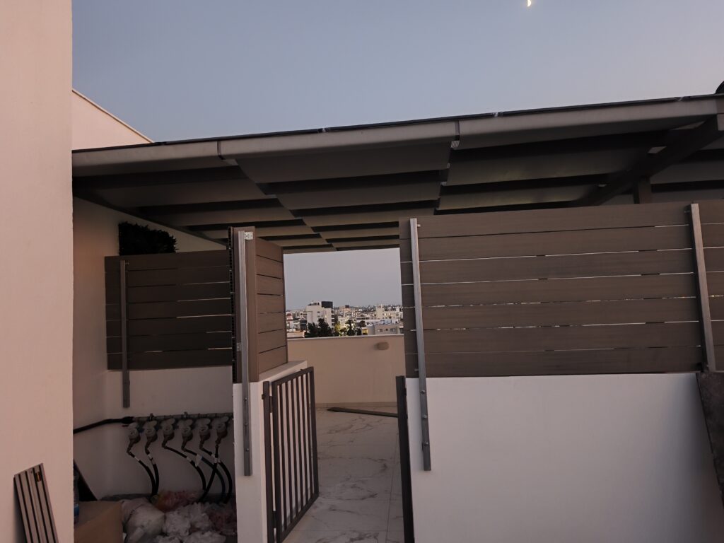 Outdoor wpc fence and pergola cover